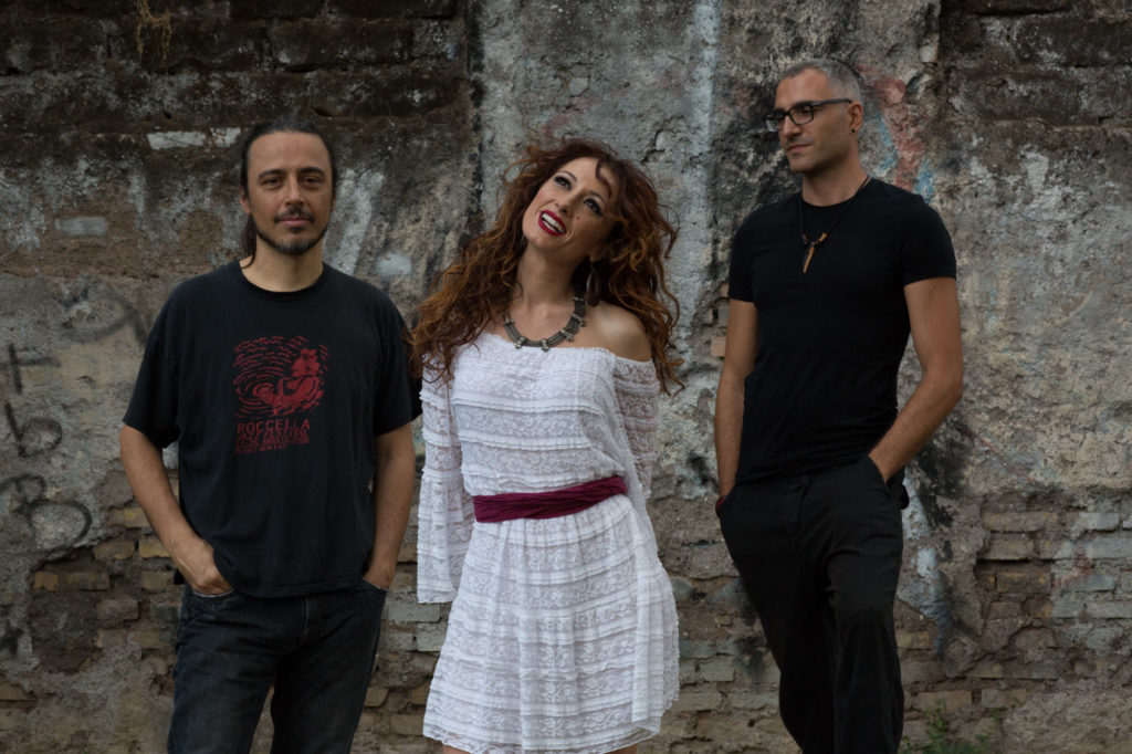 Tupa Ruja - In questo viaggio - Martina Lupi, Fabio Gagliardi, Alessandro Gwis